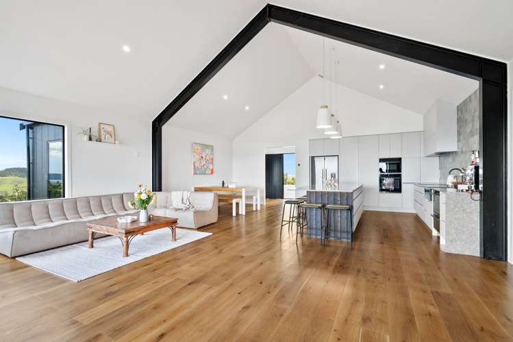 213 Hewlett Road Mata_4