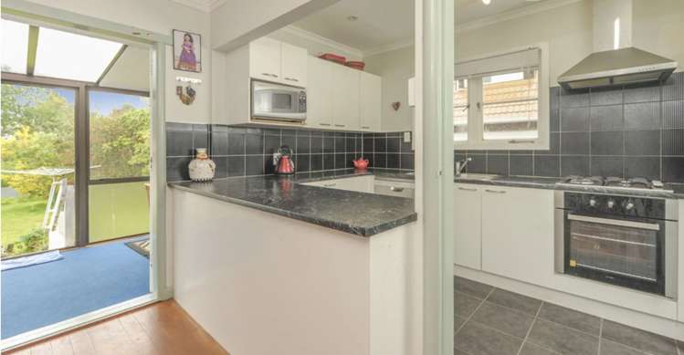 C/124 Portage Road New Lynn_7