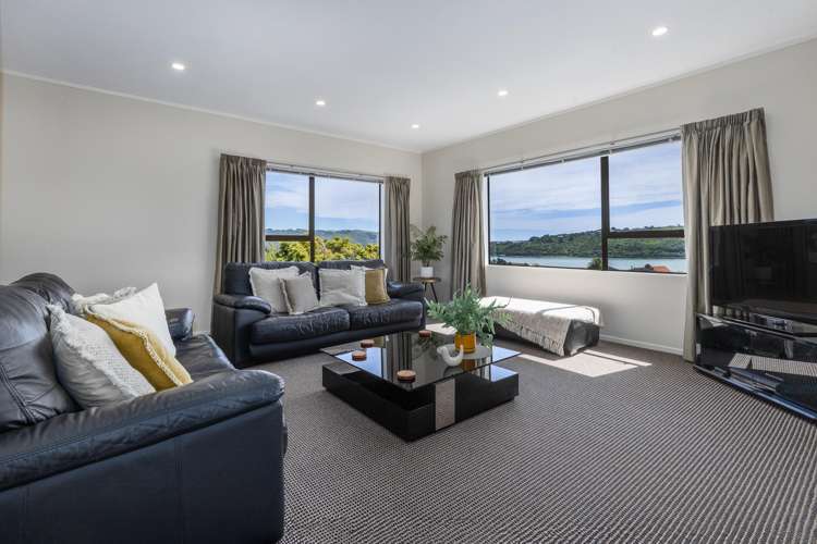 9 Kinnel Grove Papakowhai_11