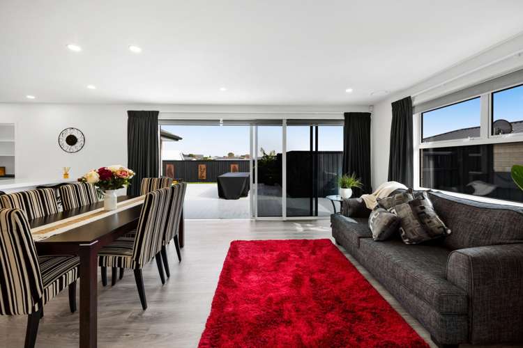 16 Jules Crescent Bell Block_9