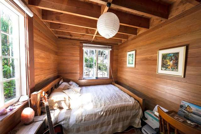 Room in a Shared House at Sacred Earth community