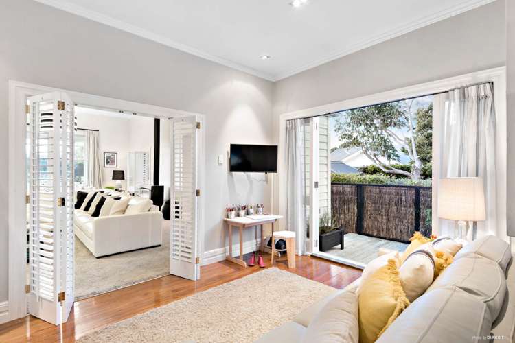 30 Russell Street Stanley Point_10