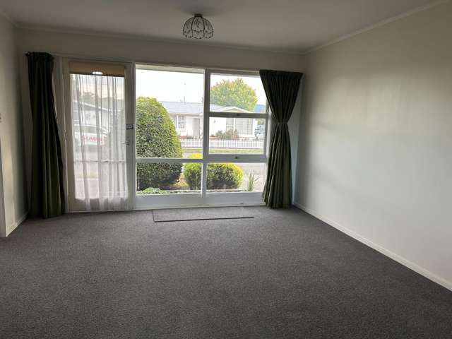 1/2 Newbourne Crescent Redwoodtown_3