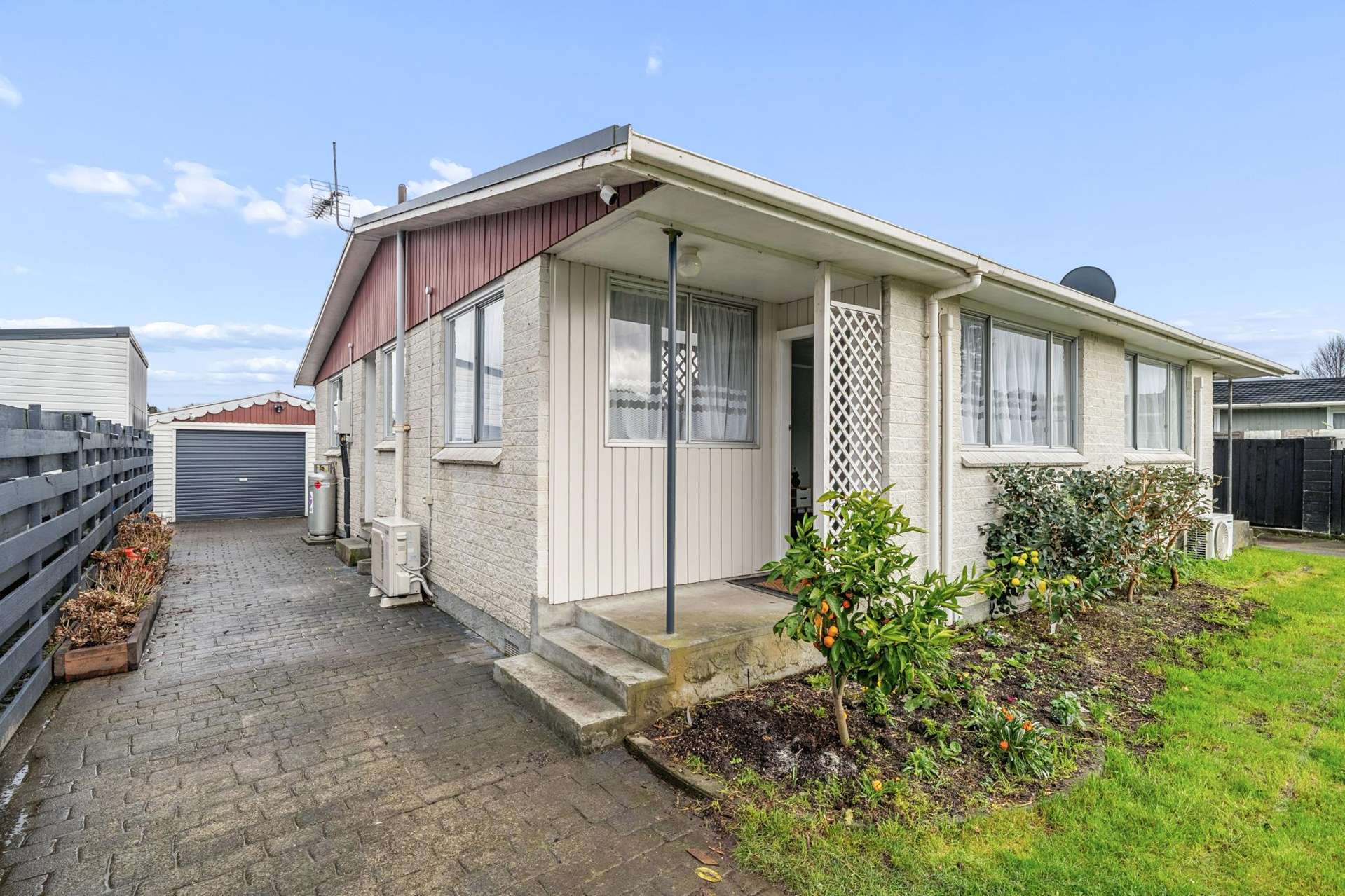 2/10 Ponderosa Grove Maoribank_0