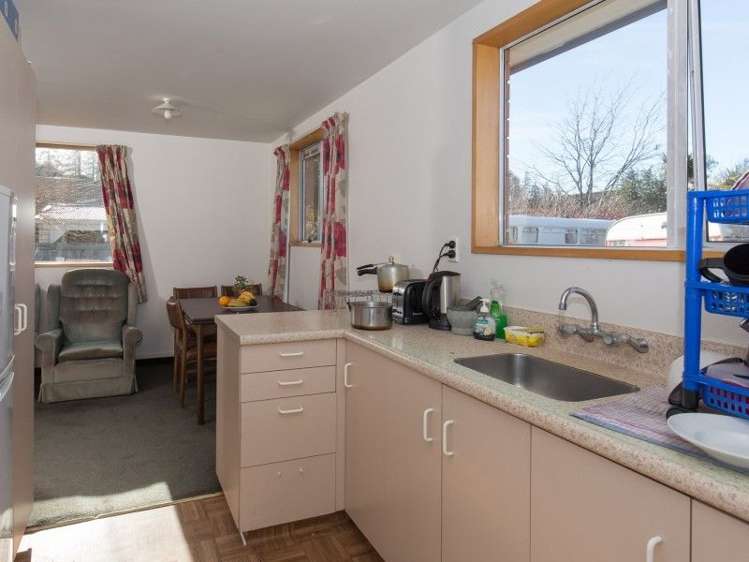 5a Larch Place Wanaka_5