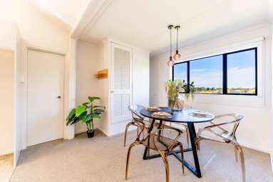 21 Grandi Avenue_2