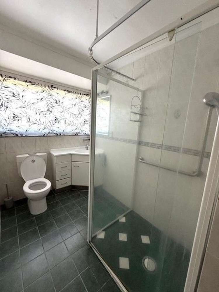 261 Wairau Road Totaravale_17