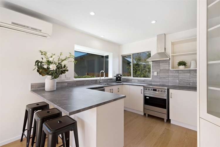 33 Oregon Drive Kelvin Heights_5