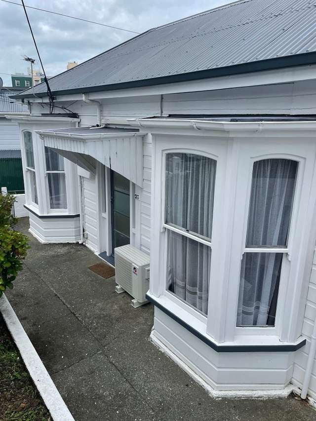 Charming 2BR Flat in Mount Cook