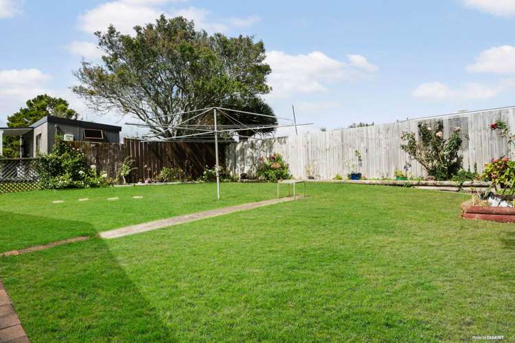 8 Kauri Road Stanmore Bay_23