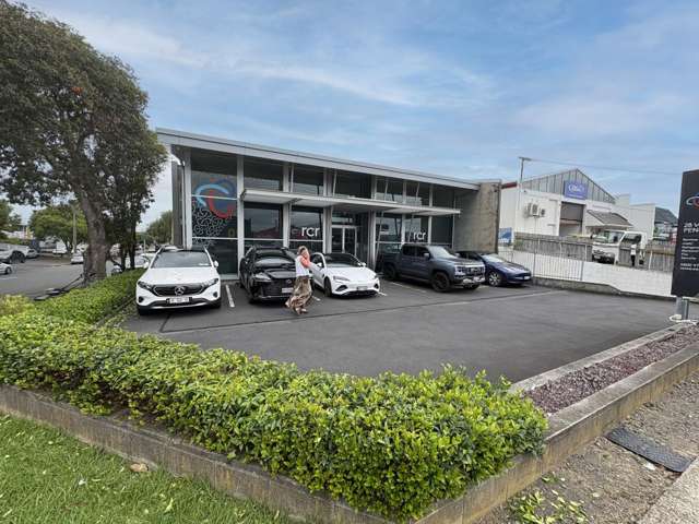 28 Walls Road Penrose_1