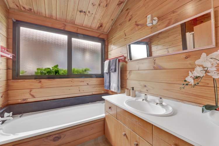 2/238 Estuary Road South New Brighton_15