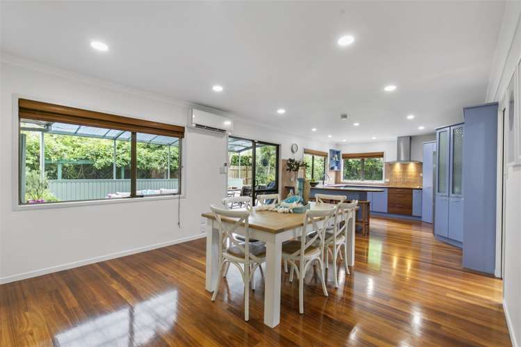 4 Janome Place Bucklands Beach_13