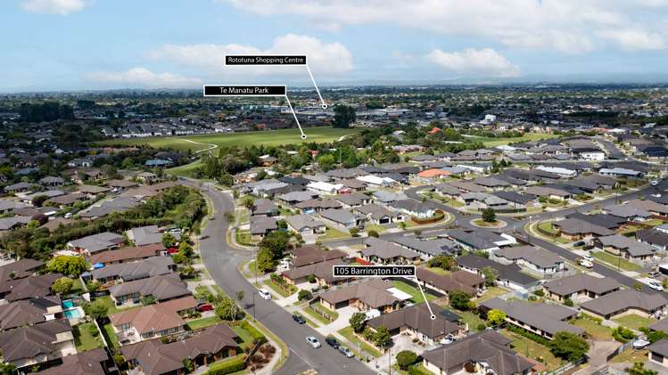 105 Barrington Drive Huntington_17