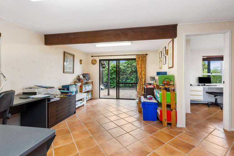 10 Tusac Place Totara Vale_19