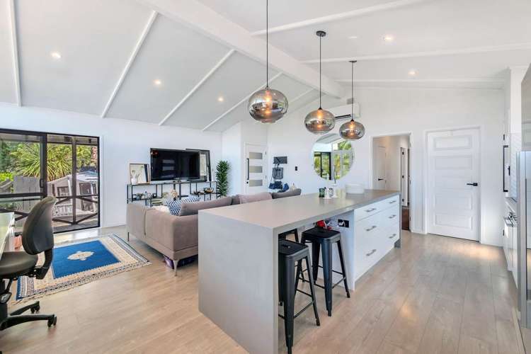 6 Cranston Street Torbay_24