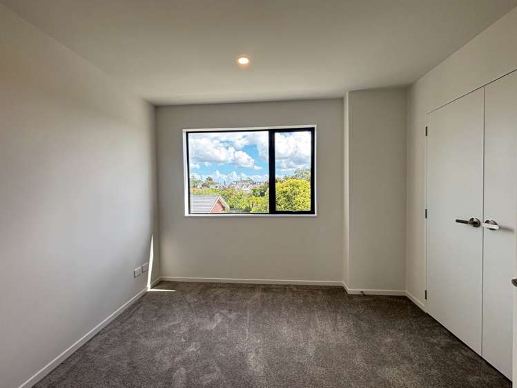 19 Paetai Lane Te Atatu Peninsula_12