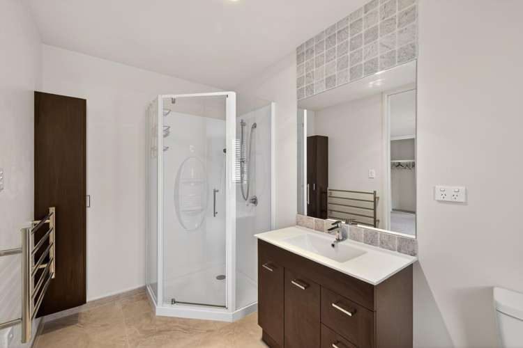 10A Cossar Street Burwood_11