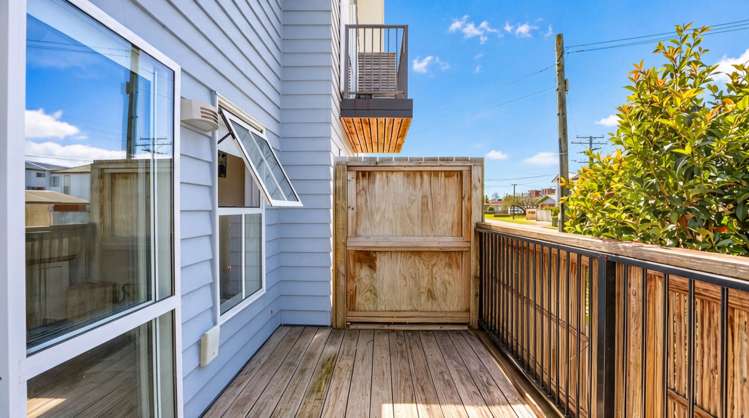 2/75 Cameron Road Hamilton East_10