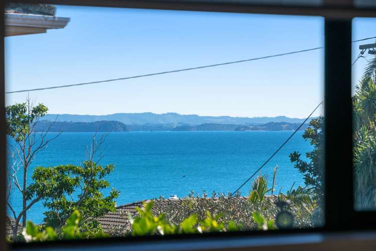 1038a Whangaparaoa Road Tindalls Beach_11