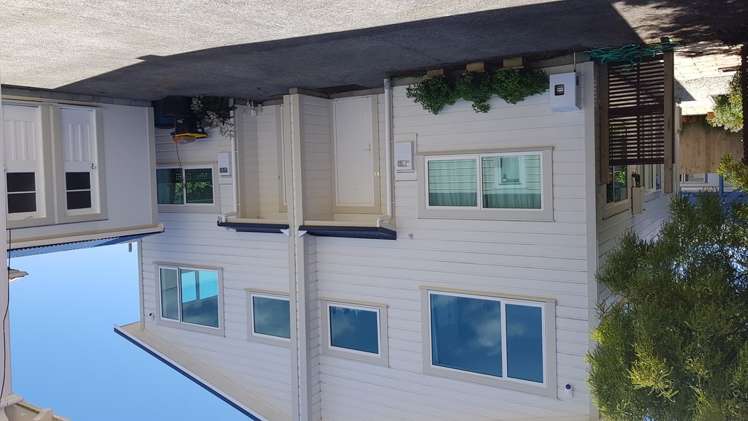 10b Te Wharepouri Street Berhampore_23