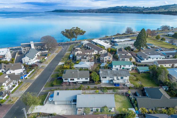 2/12 Tui Street Taupo_30