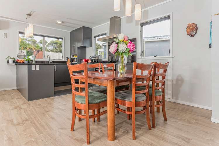 140 Colwill Road Massey_10