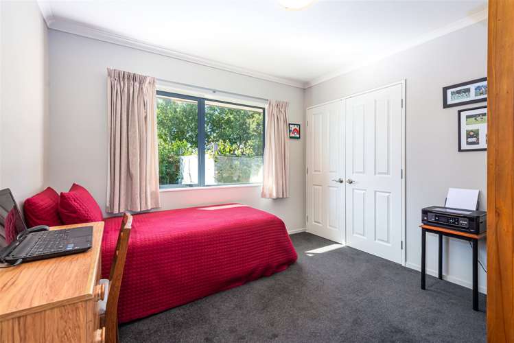 10 John Leith Place Leithfield_16