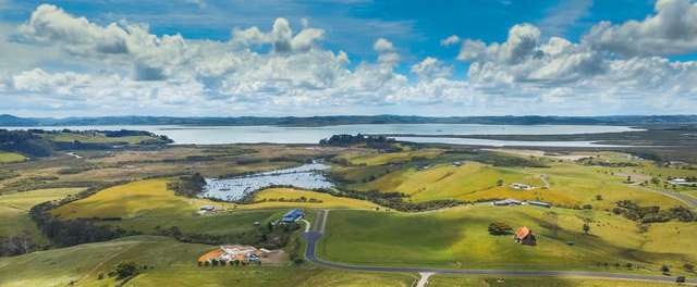 38b Kaipara Lake Road South Head_1