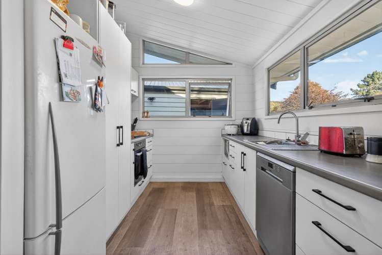 25A Gibbs Crescent Wainuiomata_7