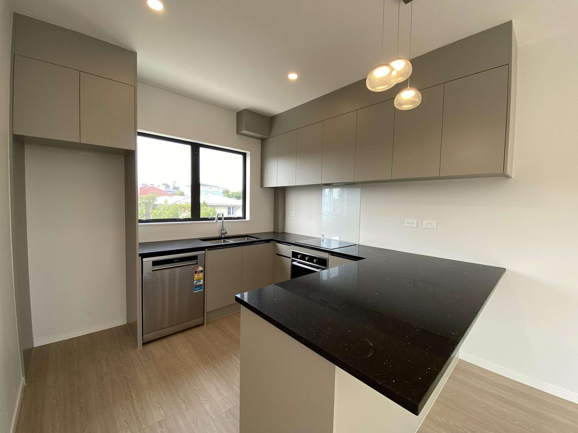 4052 Great North Road Glen Eden_0
