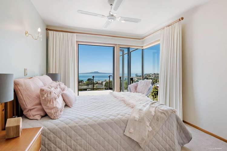 1/835 Beach Road Browns Bay_13