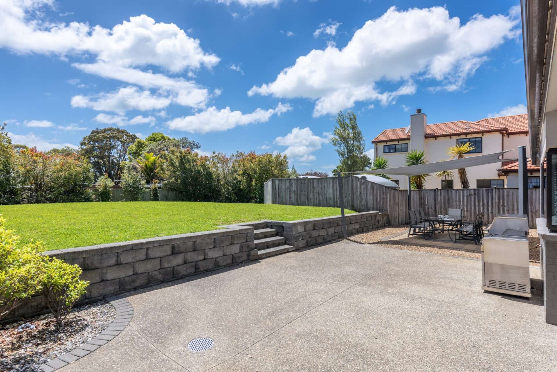 1 Pine Harbour Parade Beachlands_0