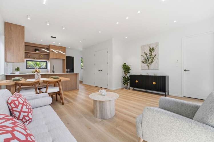 2/30 Kiteroa Terrace Rothesay Bay_1