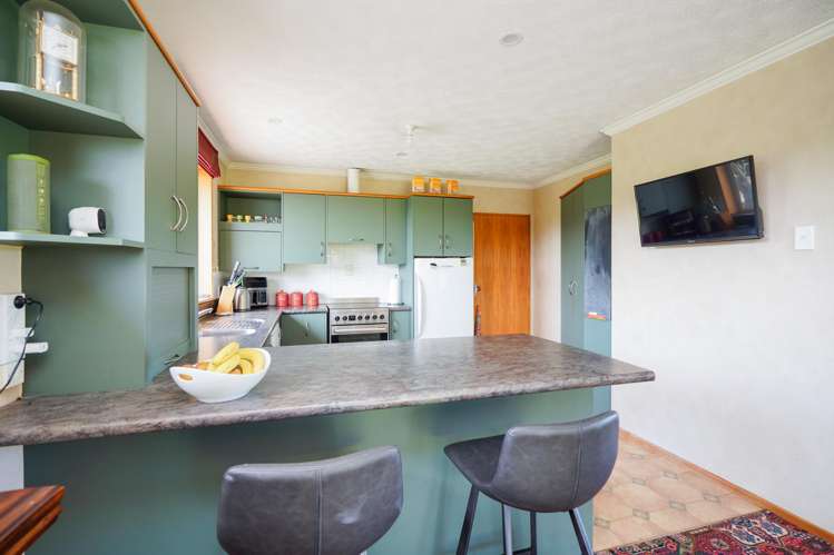 20 Cross Road Winton_40