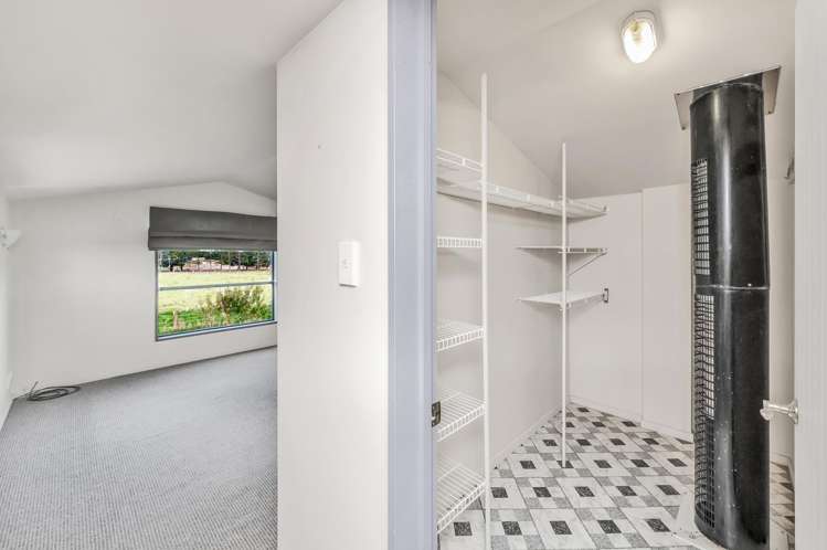 2047 South Eyre Road Eyrewell_19
