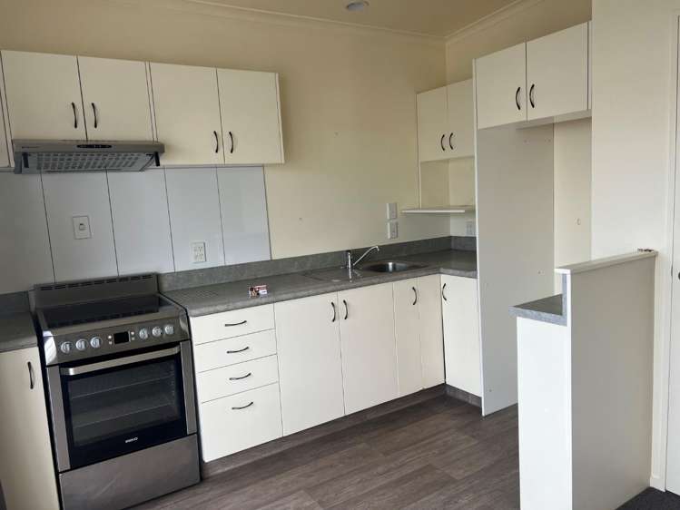 2/177B Eleventh Avenue 1047_2