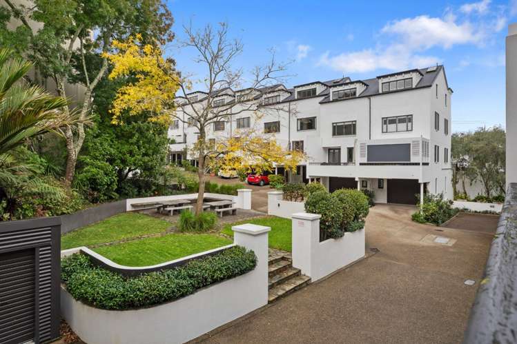 20 Blake Street 1766_24