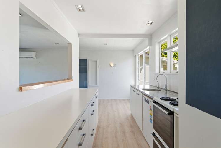 684 Papamoa Beach Road Papamoa Beach_6