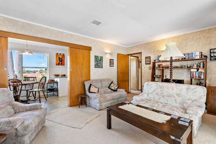 37 Beechdale Crescent Pakuranga Heights_6