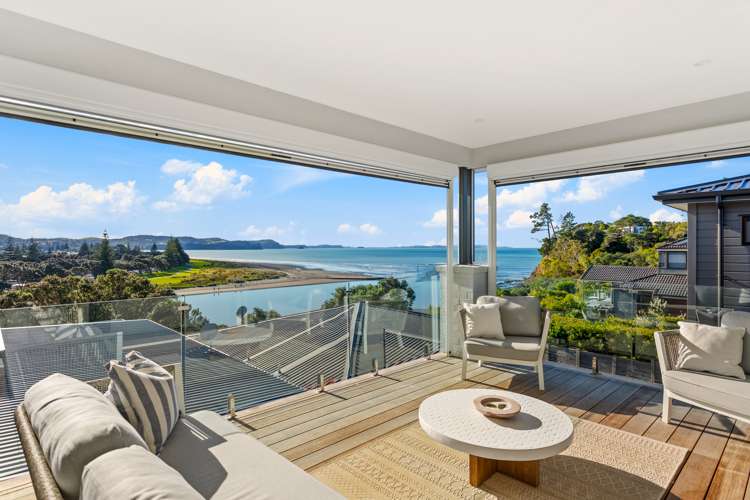 55a Rosario Crescent Red Beach_14