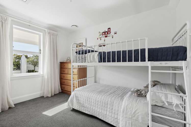 1 Britannia Heights Stepneyville_11