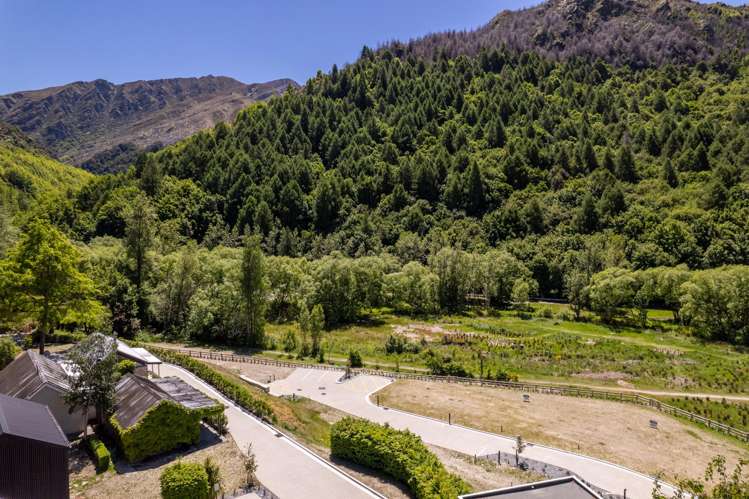 15 and 17 Gala Burn Lane Arrowtown_7