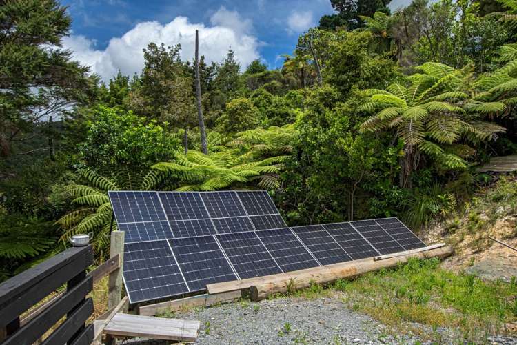 1504 Russell Road Helena Bay_6