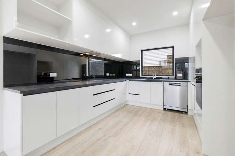 3/13 Kimpton Road Papatoetoe_2