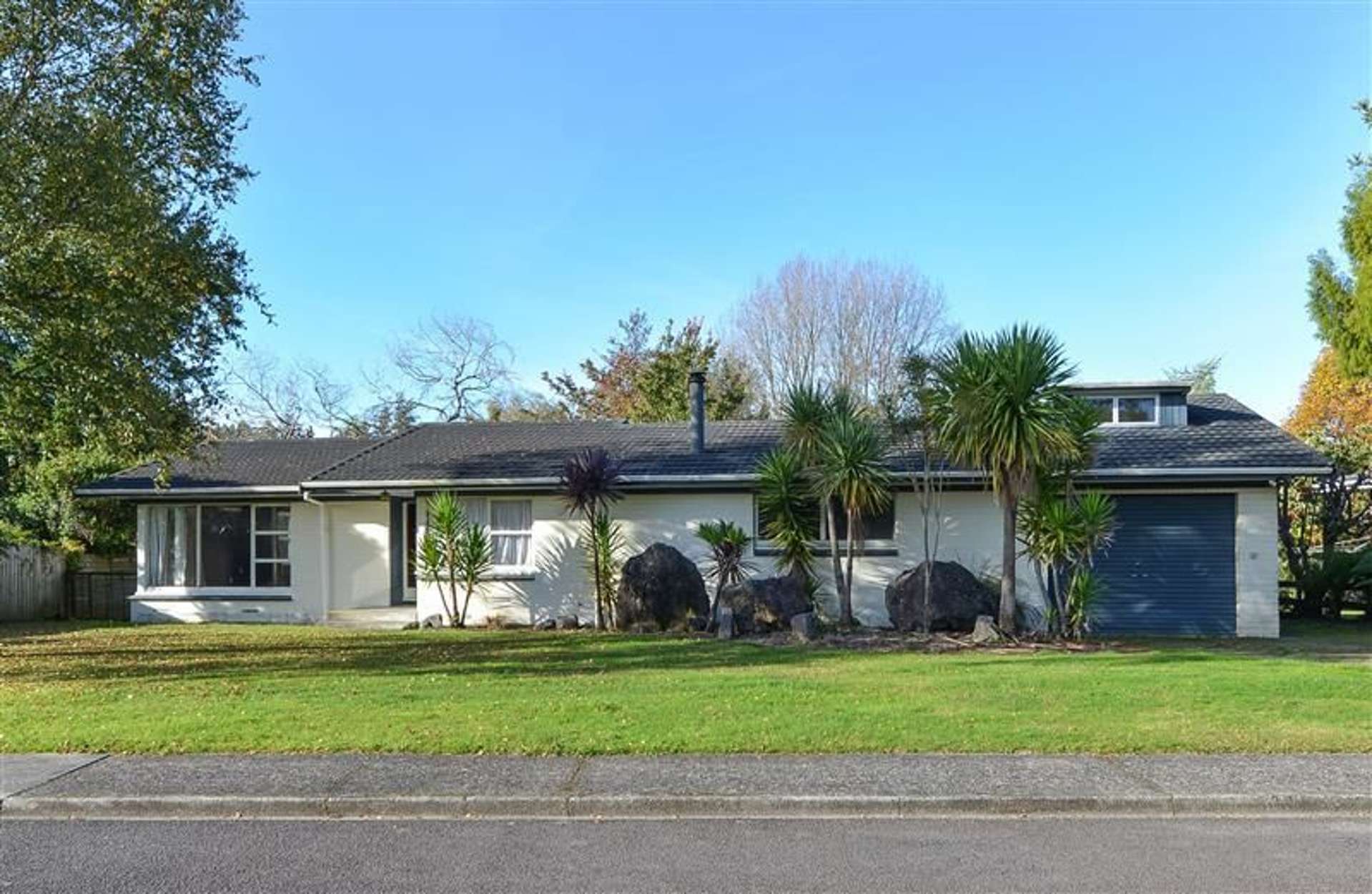 11 Campbell Place Pukehangi_0