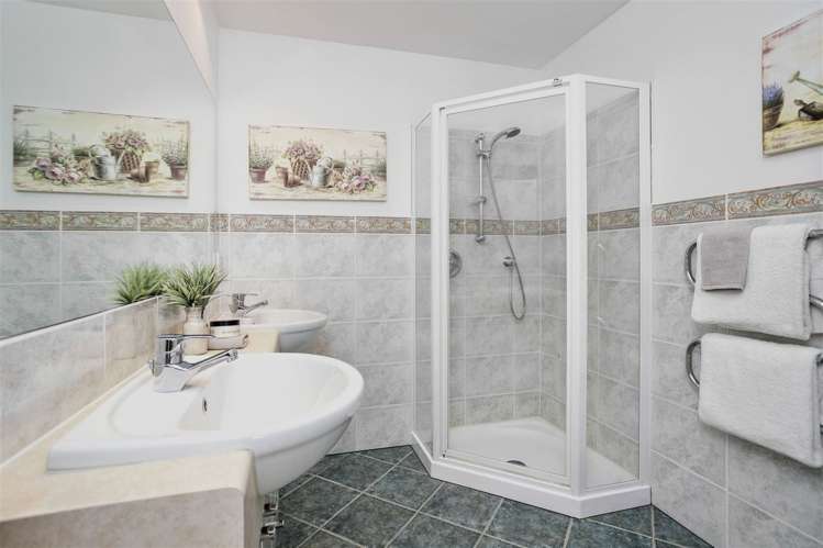 1G/175 Hurstmere Road Takapuna_8