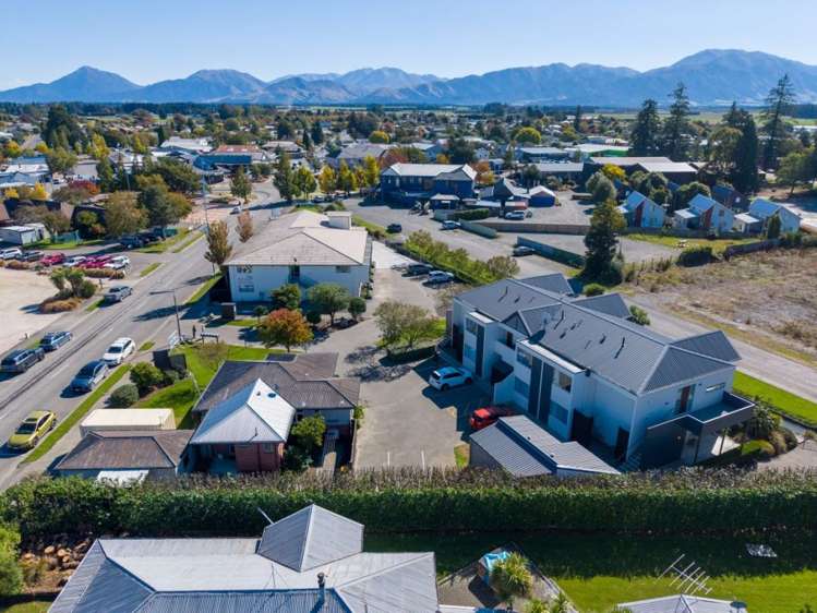 1-9 Methven Chertsey Road Methven_25