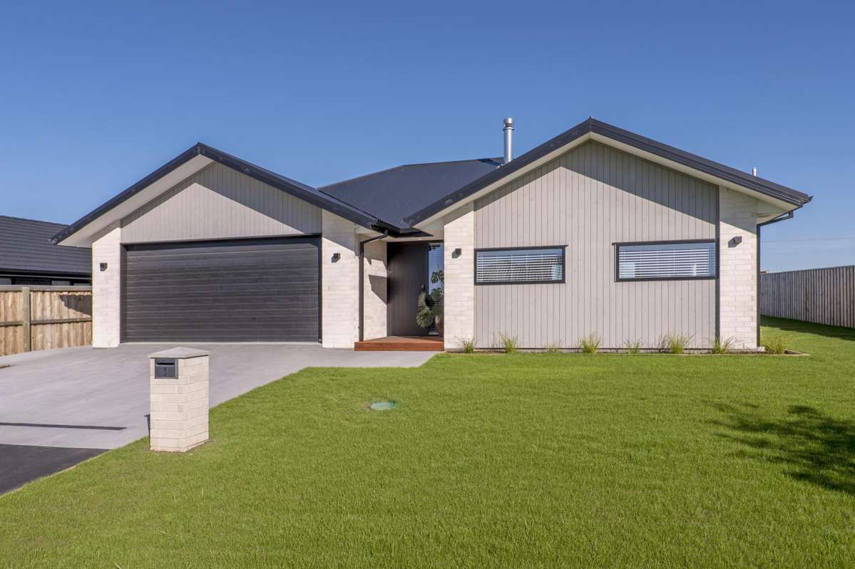 3 Bob Reid Crescent_0