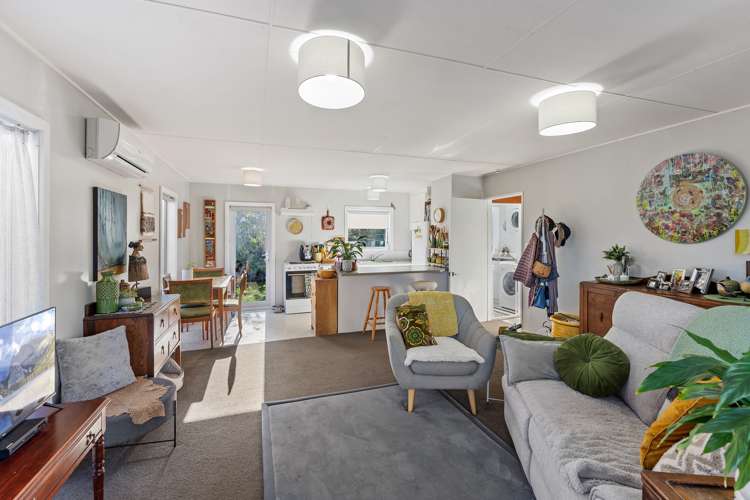 78a Atkinson Avenue Otaki Beach_11